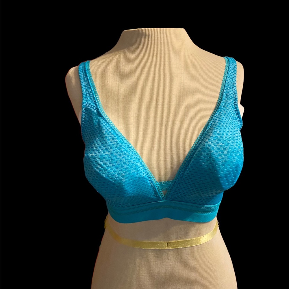 B.Tempt'd by Wacoal B. Inspired Bralette Spectator Triangle 910258 ~ NWT